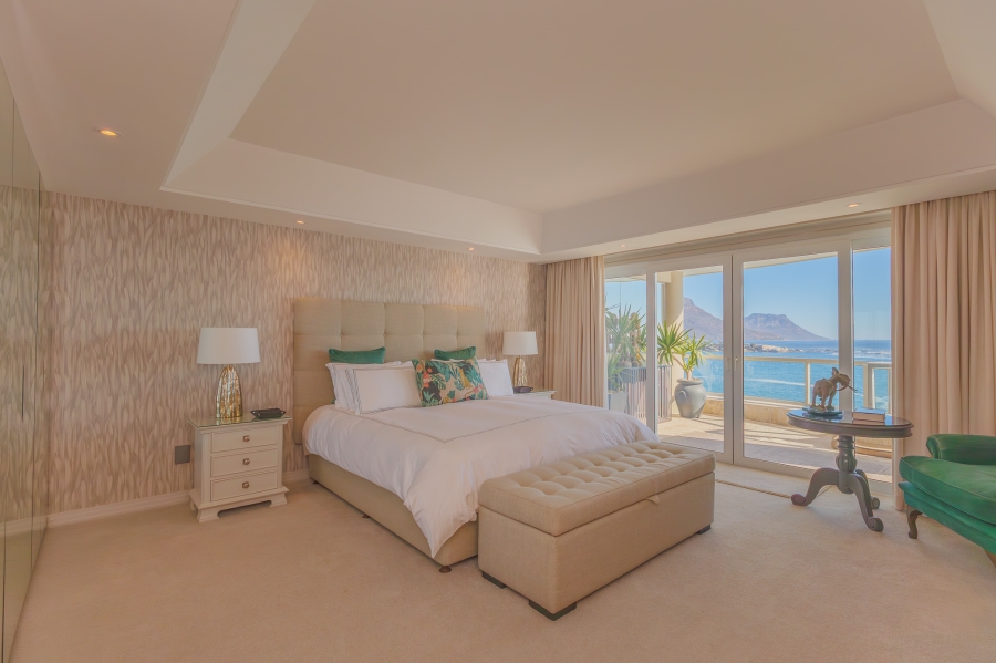 To Let 2 Bedroom Property for Rent in Clifton Western Cape